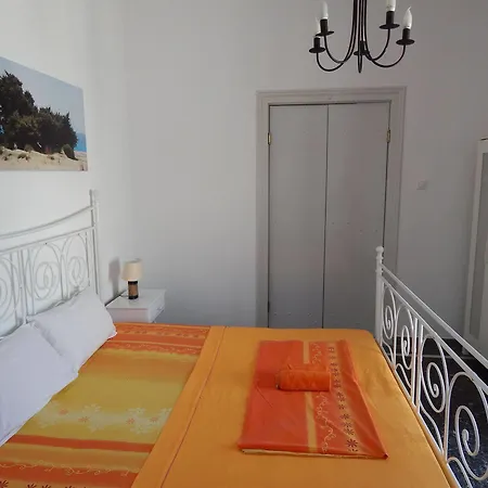 Helmos Naxos City